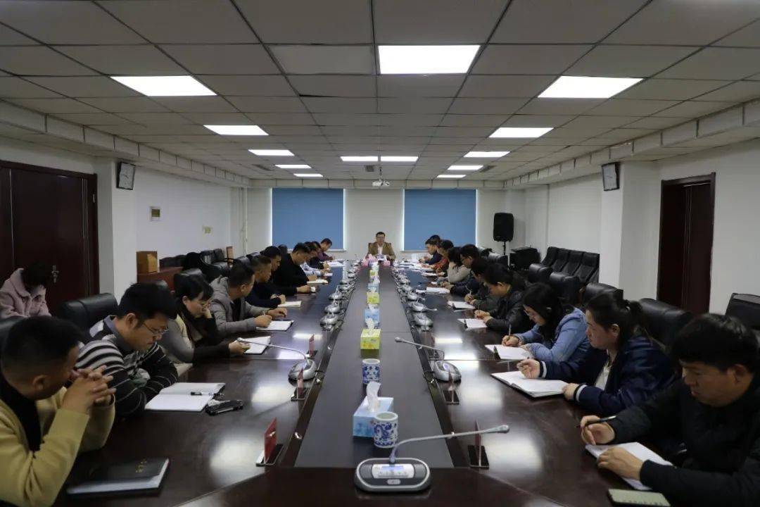 库伦旗: 探索"五奖六停七退出"工作机制 提升干部履职成效