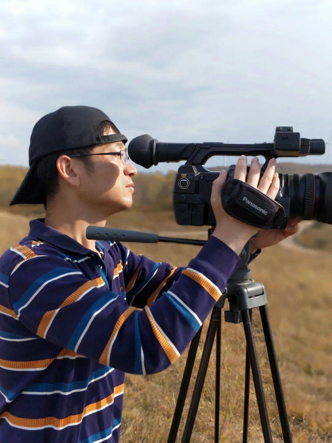 大众冰雪之星王海若用镜头捕捉冰雪运动最精彩瞬间