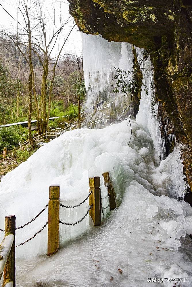 汉江源雪景图片