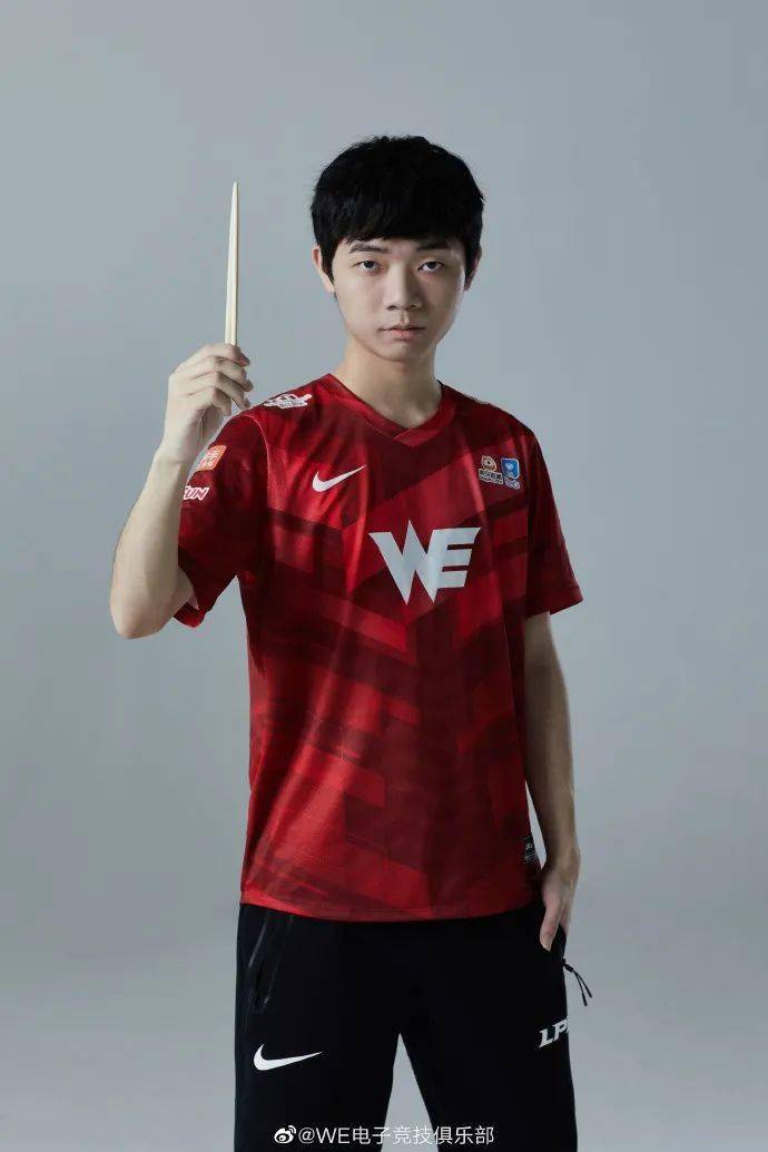 选手定妆照来袭!这些造型你get到了吗?_bin