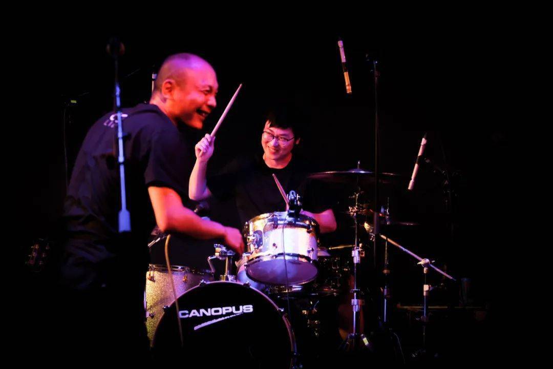 0115陆晨乐队2021新唱片大家拨面子上海首发专场