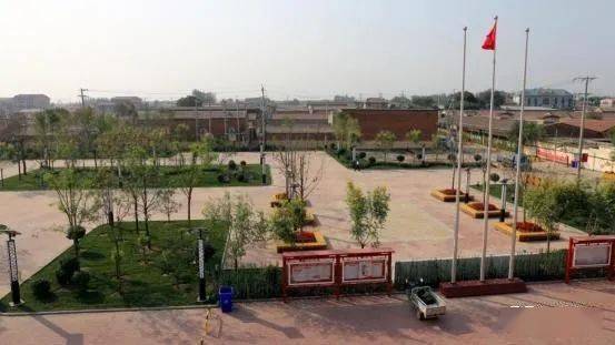 静海区子牙镇东子牙村人口5400余人,有100多个姓氏,是全镇最大的村庄.