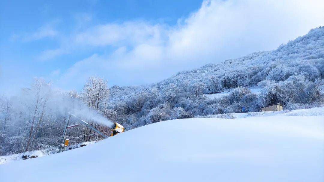 打卡西北最大滑雪场!玩的就是高级