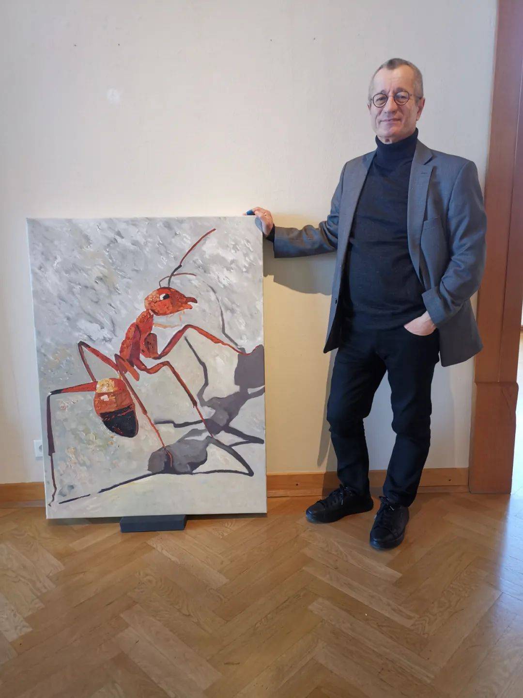 陈志光德国首次大型装置个展神奇空间