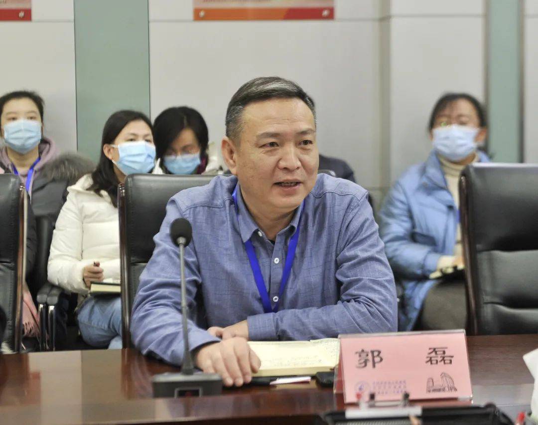 工作,由河南省肿瘤医院纪委书记李锦洲带队一行7人就医院行业作风建设