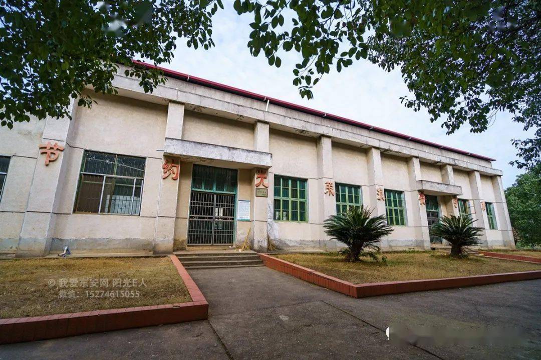 航拍学校:东安县横塘学校(照片 视频)跟10年前对比,看有什么变化