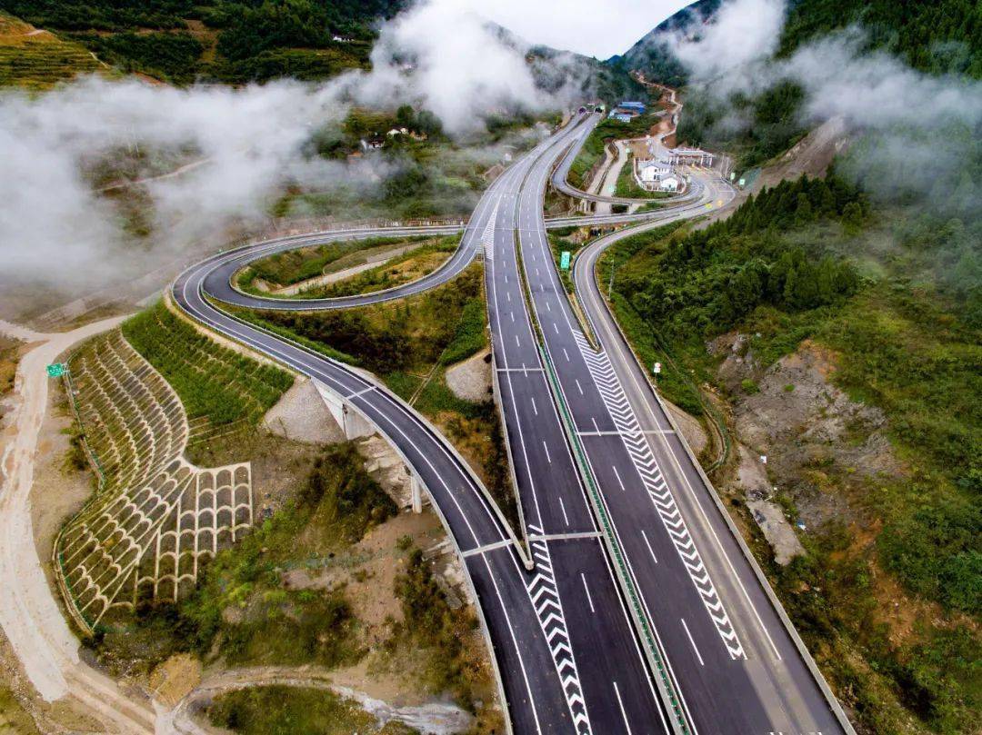 四航局多个项目通过验收_高速公路