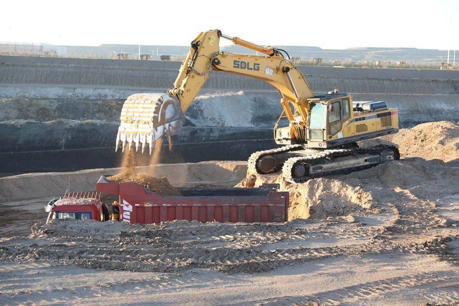 锡林矿业公司取得一期建设项目建设用地规划许可证