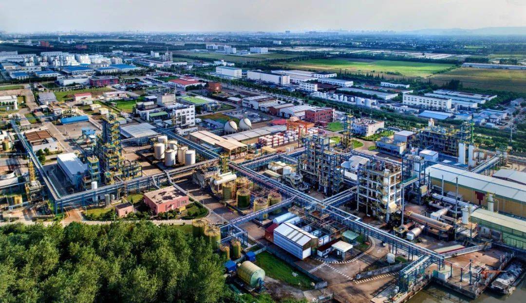 ",是江苏省首批新材料科技产业园,省内首个化工行业省级生态工业园区