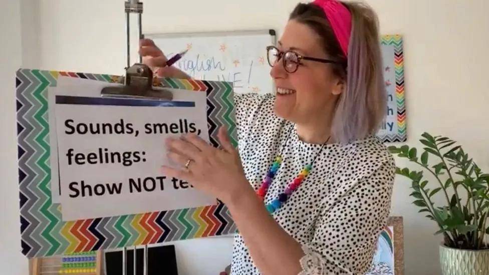 闷不住的教学魂英国老师突破封城跃身网红名师