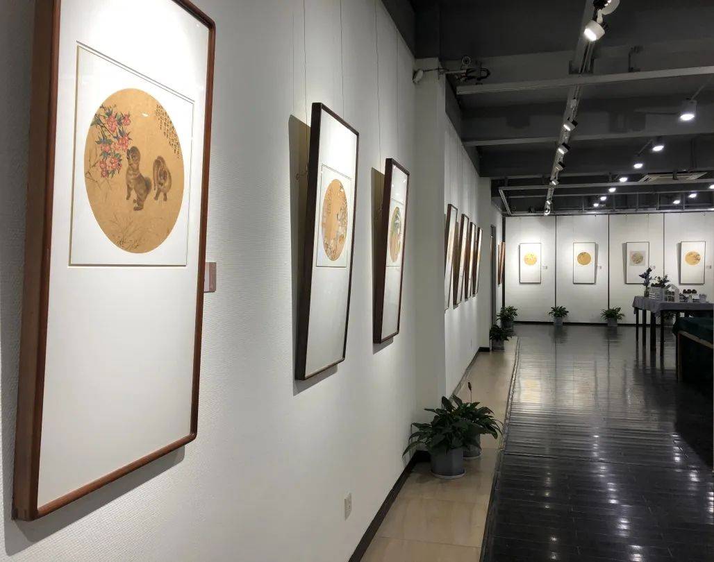 "圆·缘"——高甬春书画主题创作展恒庐美术馆举行_杭州市