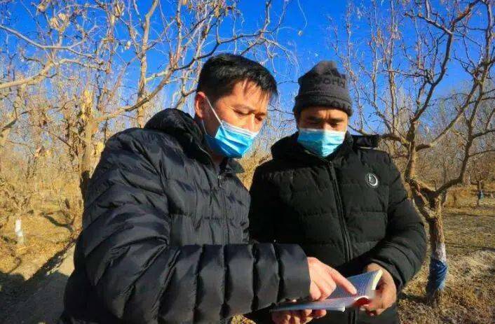 且末县小小口袋书让党的创新理论飞入寻常百姓家