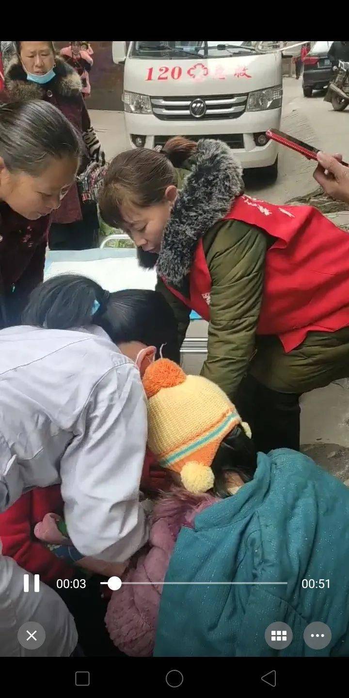 (后续)赣县智障女子街头产子!