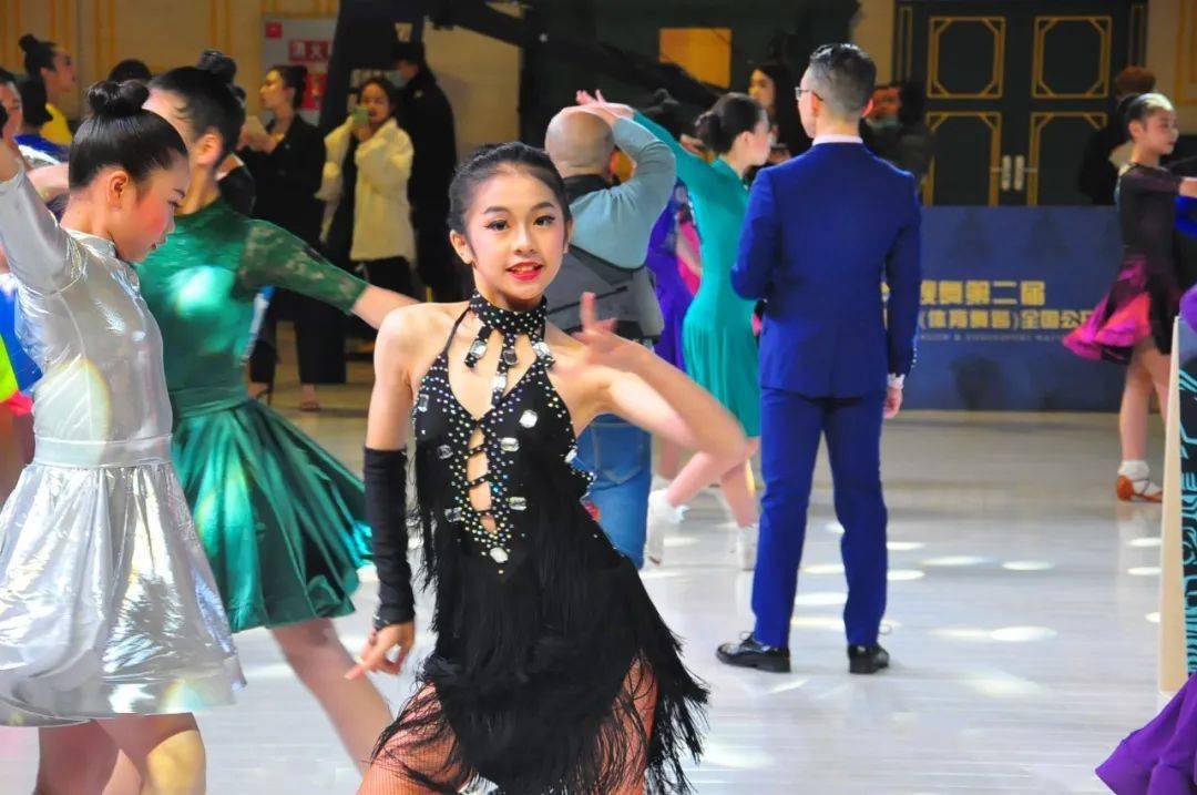 舞之美艺校2020搜舞拉丁舞大赛见证荣耀时刻