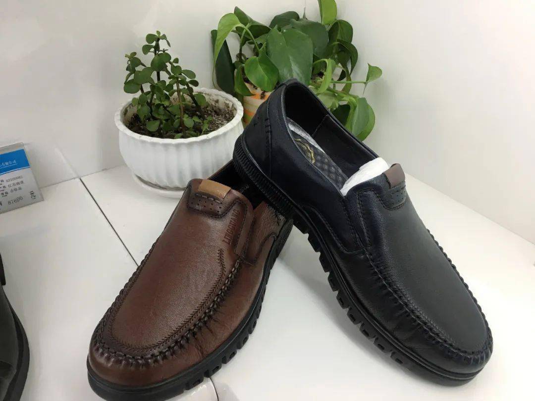 菱光男女鞋 | 中庭特卖169元起,千里之行始于足下!_文峰大世界