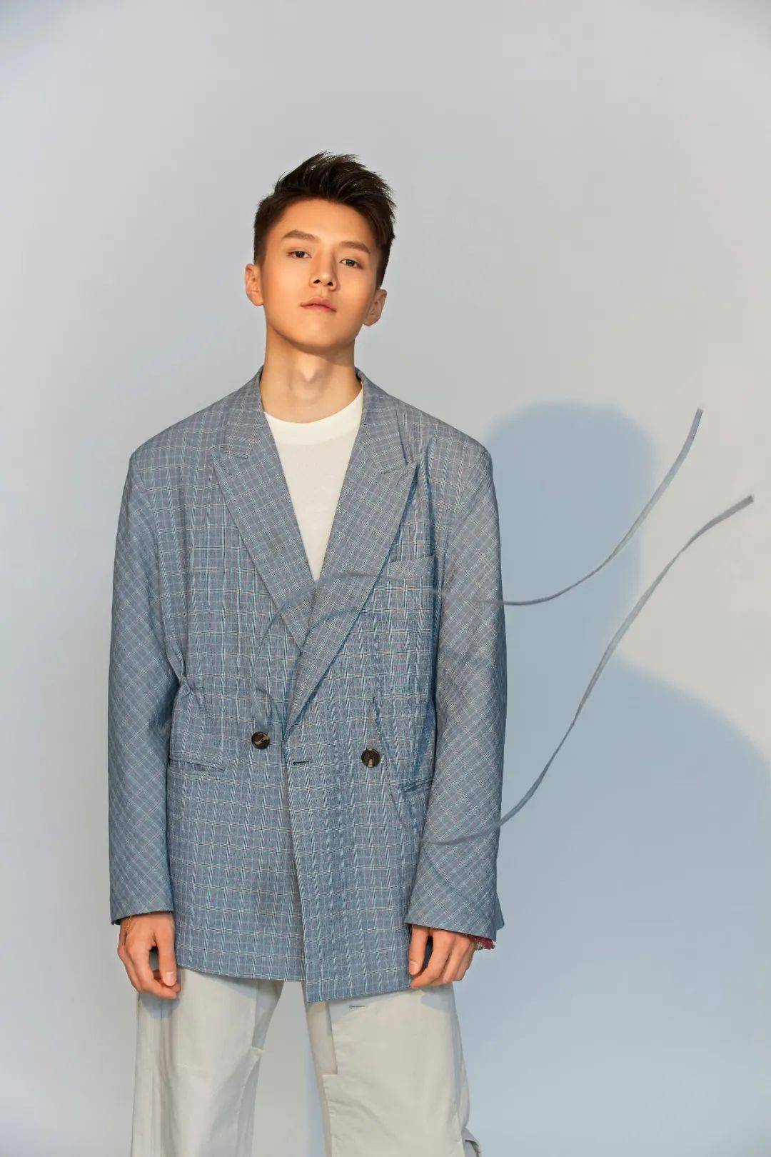 美妆博主骆王宇追求美是对自己的尊重