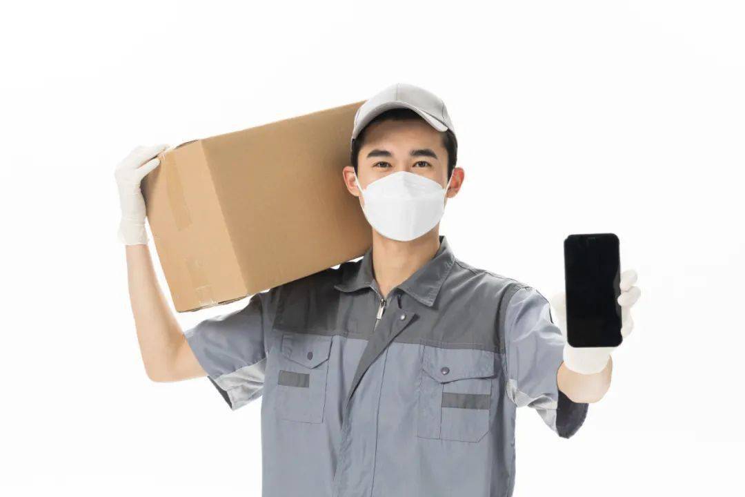 哈市要求快递网点消杀通风进门测温快递员揽收快递一律戴口罩