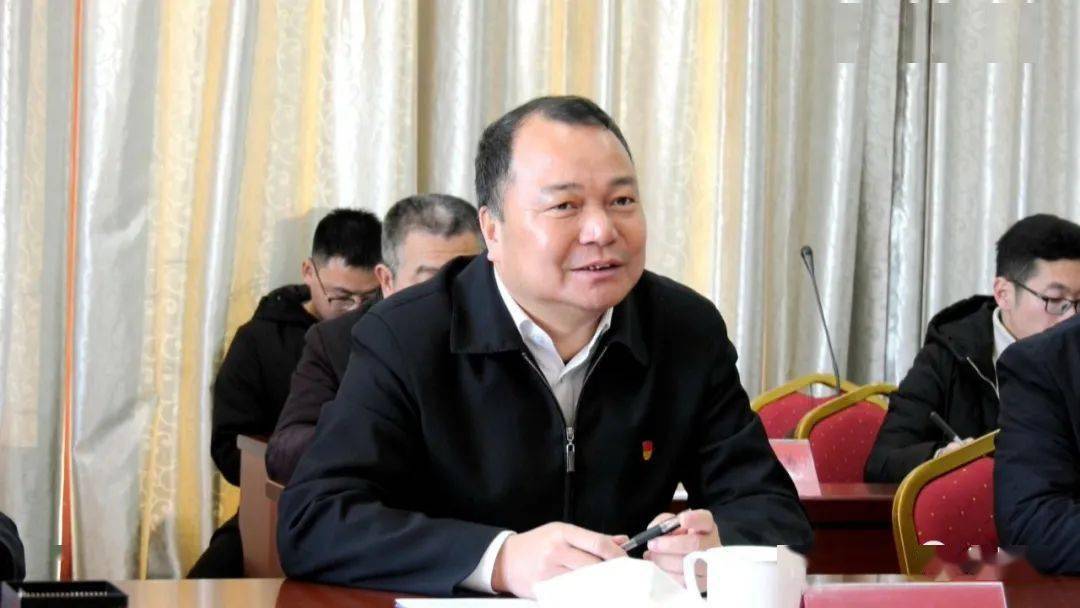 长汀县召开县委常委民主生活会老同志征求意见座谈会