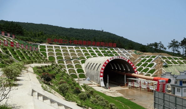 南沿江铁路唯一隧道打通金坛融入南京都市圈进入快速通道