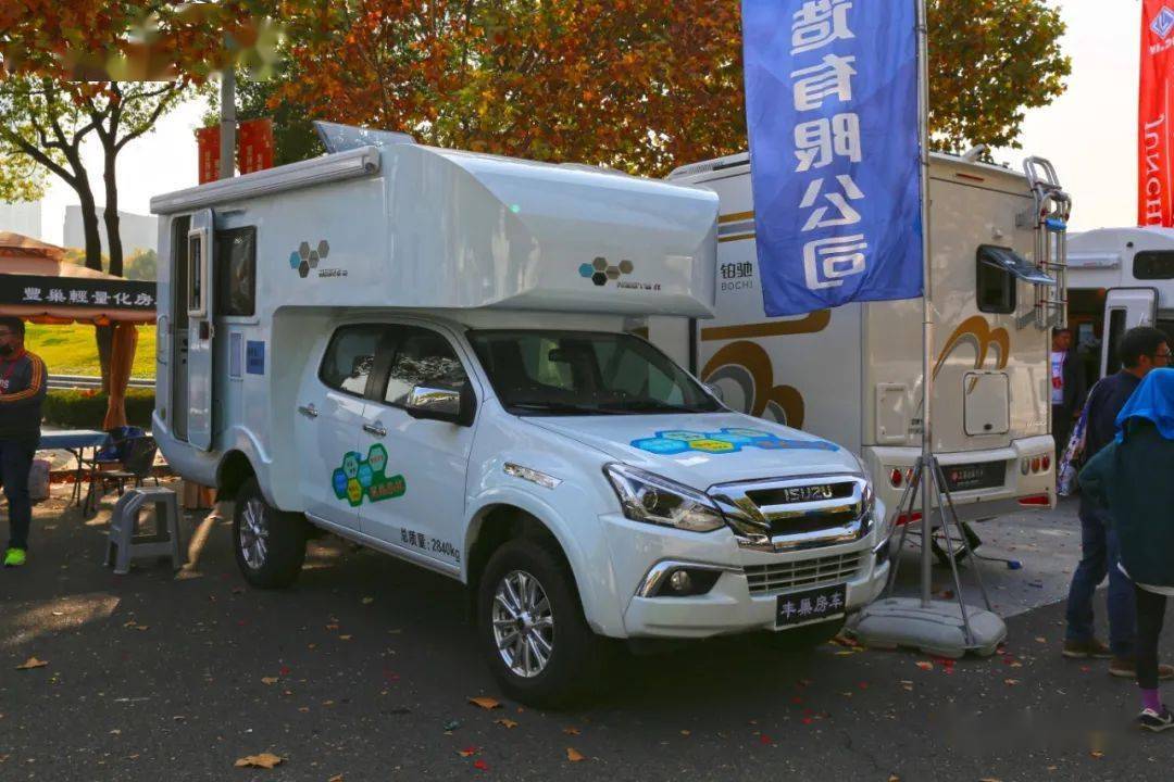 丰巢房车五十铃高原雪豹此刻享受专属于你的浪漫