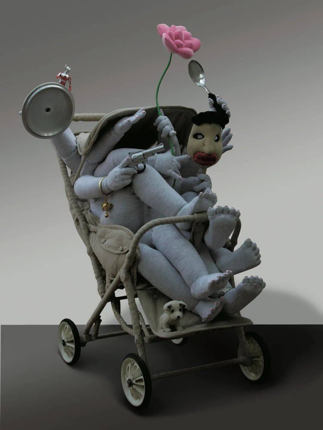 上海夫妻合力在家造小人,神了!