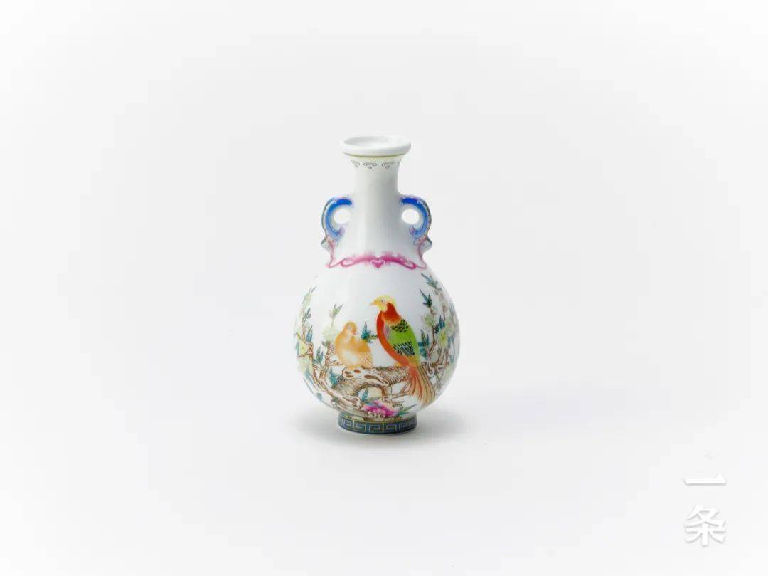 中国　古七宝琺瑯彩　花文　双耳瓶　花瓶　N　4937A 金属工芸 美術品 おもちゃ・ホビー・グッズ 最適な価格