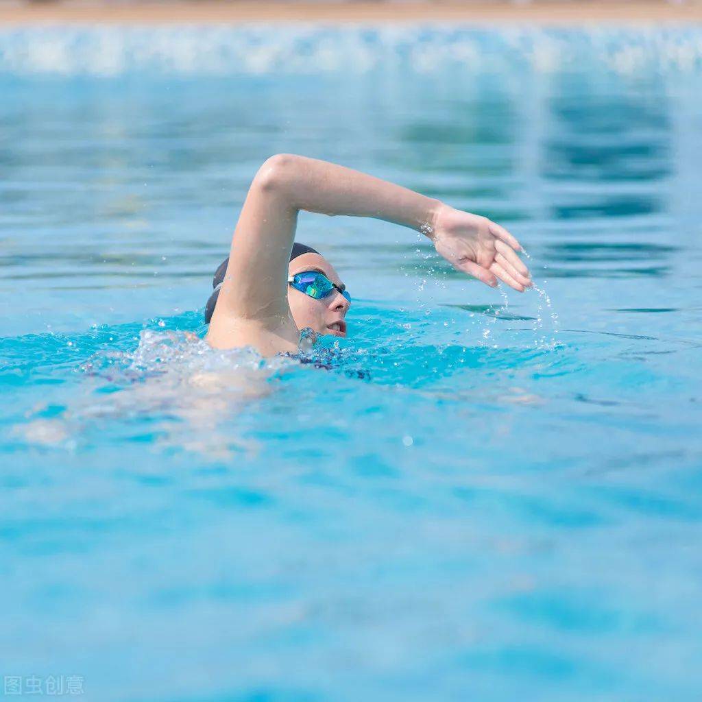 自由泳的正确姿势 正确的自由泳姿势视频