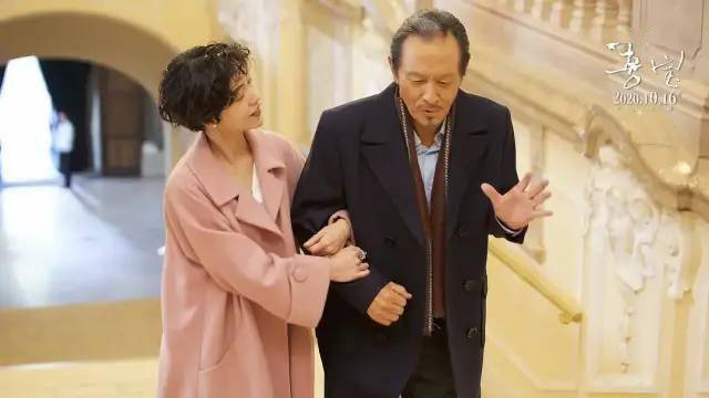 拜托别再乱改亦舒作品了爱慕虚荣抢闺蜜男友不是小说的全部