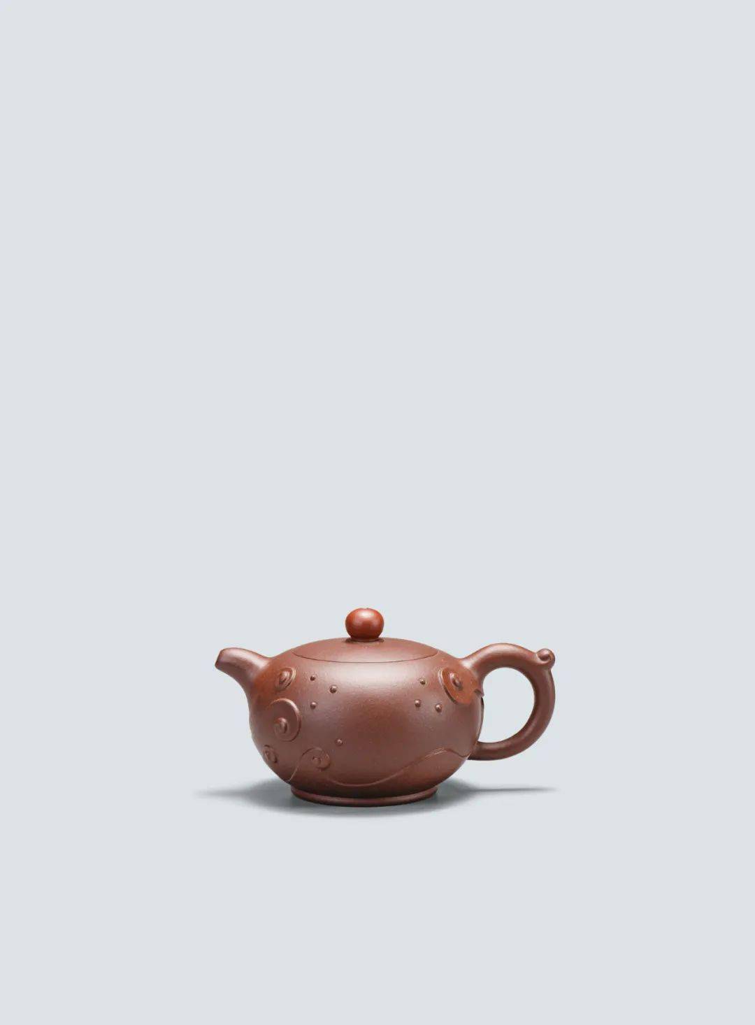 蒋艺华 福禄壶 lot1124  当代 方彩娣 珍貅灵壶 lot1125  当代 钱张荣