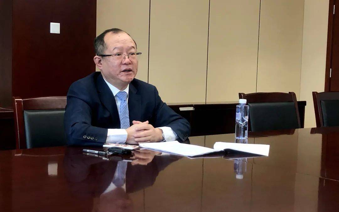 国家医保局医药司司长熊先军希望为老百姓讨到一个尽量低的价格