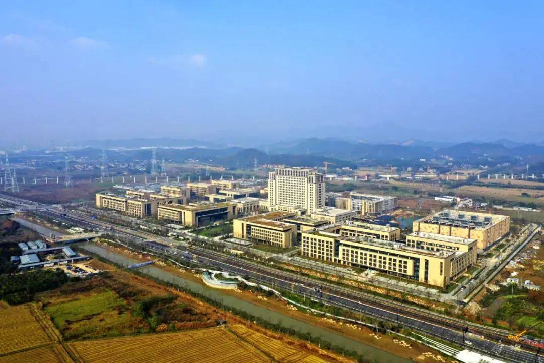 全力以赴做好服务保障助力打造国家级一流实验室张振丰赴之江实验室