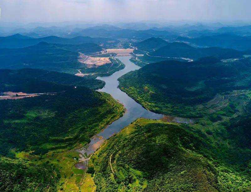 的囤蓄水庫,位於綿陽市鹽亭縣富驛鎮高峰村西河支流鳳鳴河上緣王家溝