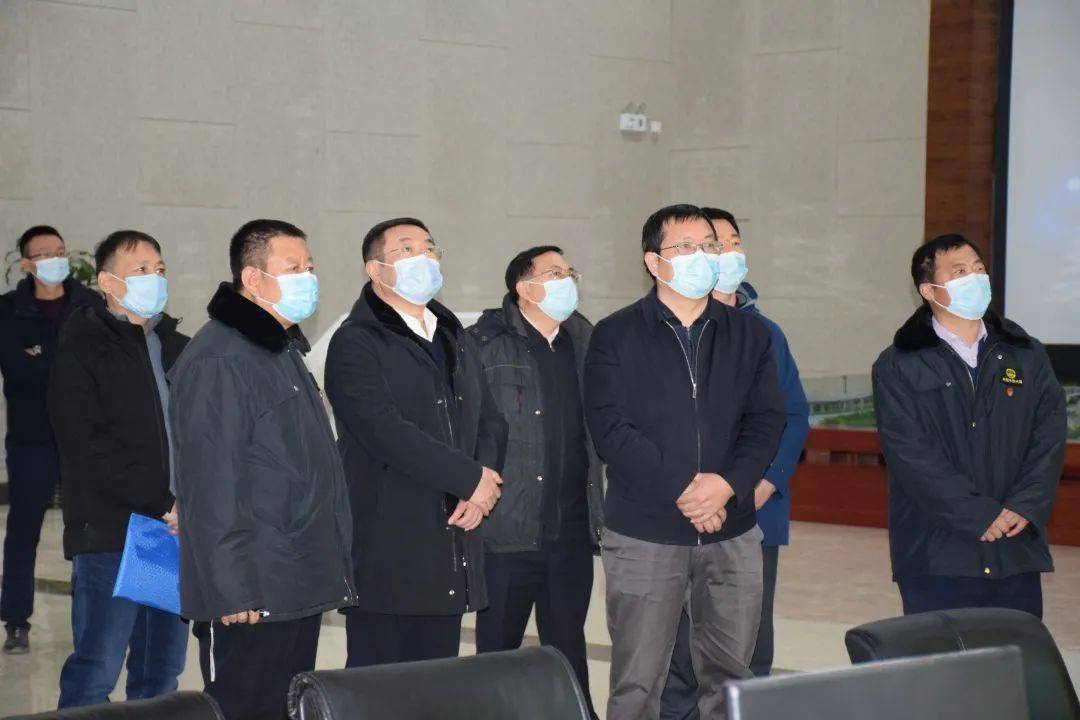 王广太关于工程情况的汇报,观看了中铁六局及丰台站改工程有关图片