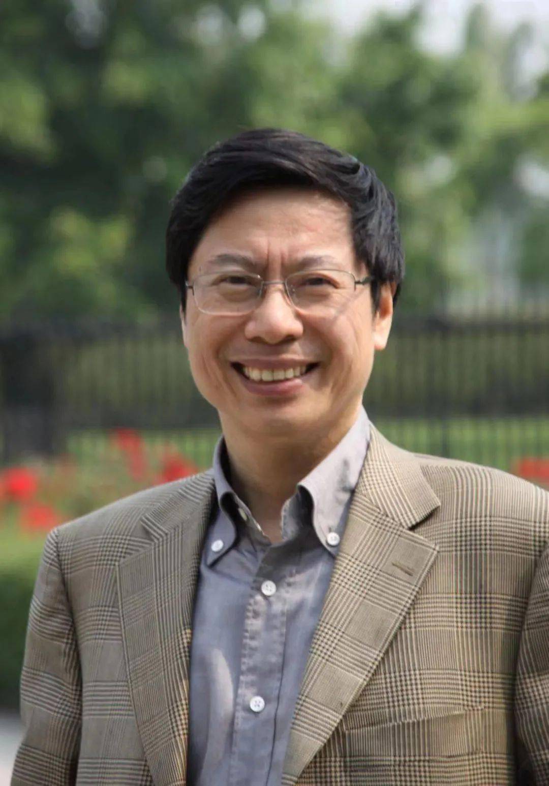 吴承学,中山大学中文系教授中华读书报:您的枕边书有哪些?