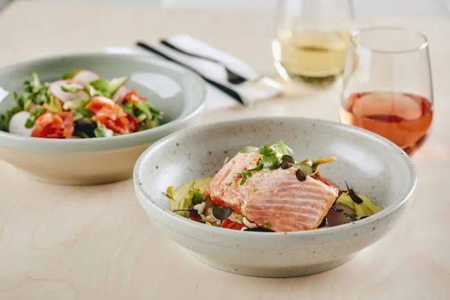 Irresistible Salmon with Sauce Recipe: A Culinary Delight for Every Occasion