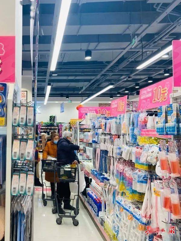 口罩的gdp_戴口罩的男生头像动漫(2)