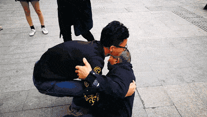 全新《哈利油传》之" 关怀备至"