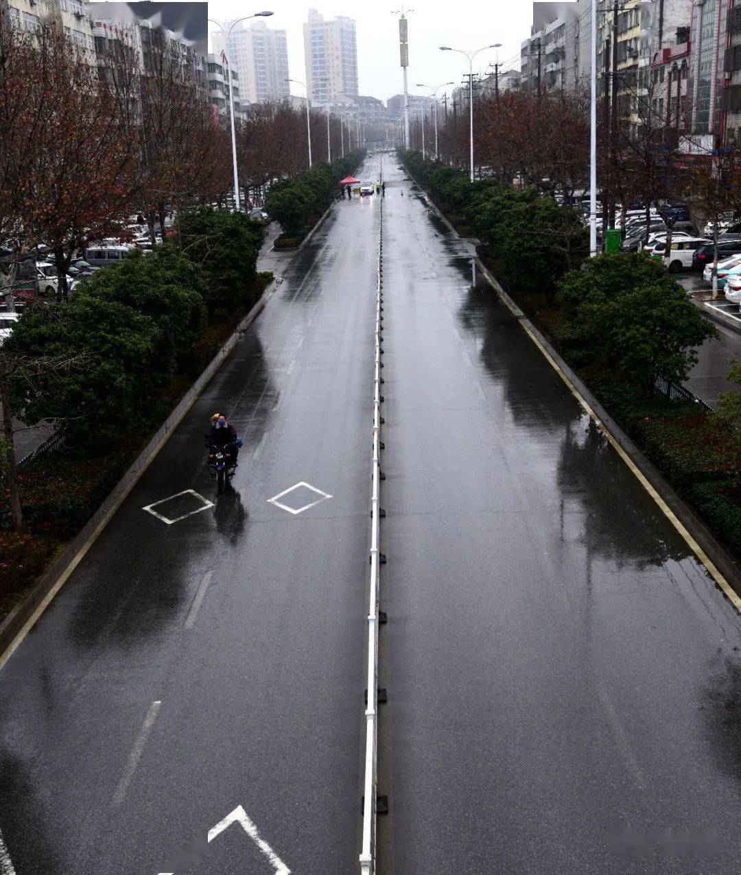 全面封堵后的武穴永宁大道