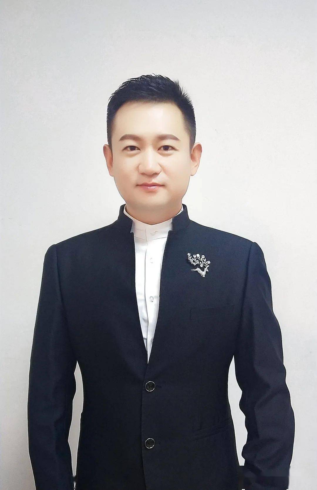 每天一歌张秀田最新唱作一盏油灯青年男高音马羽驰友情助演