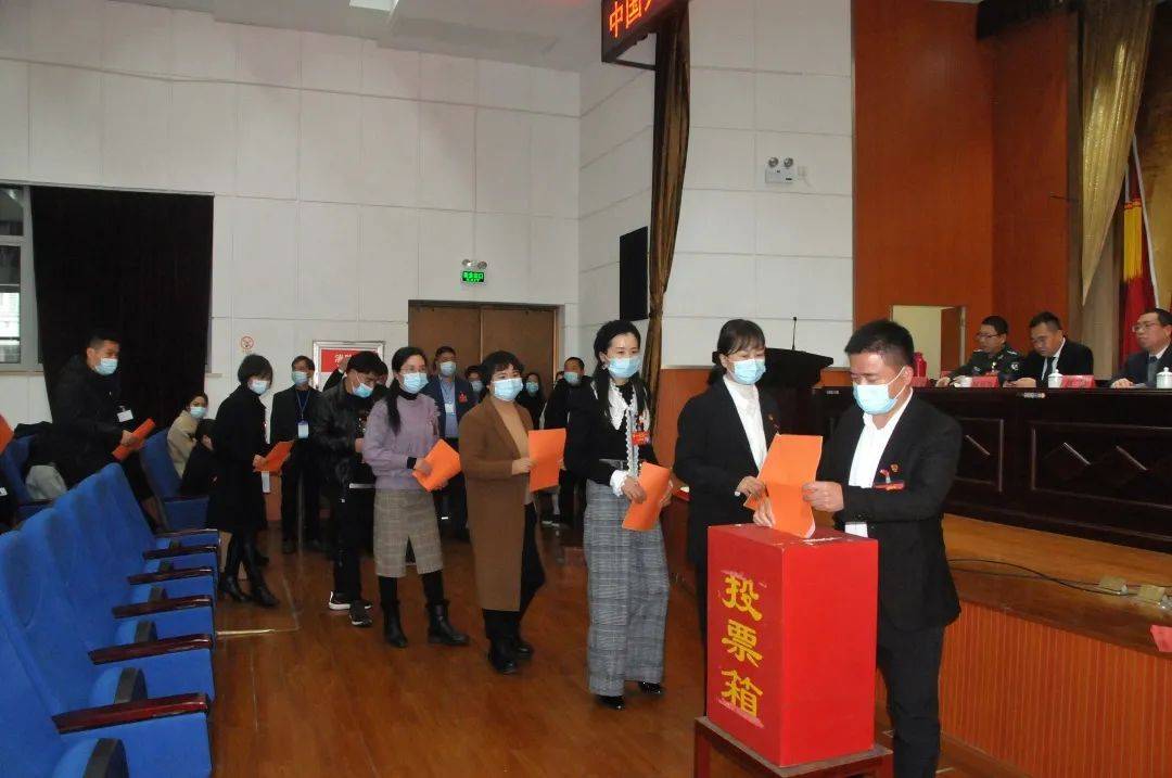 温峤镇经济总量_温峤镇中心小学杨琳静