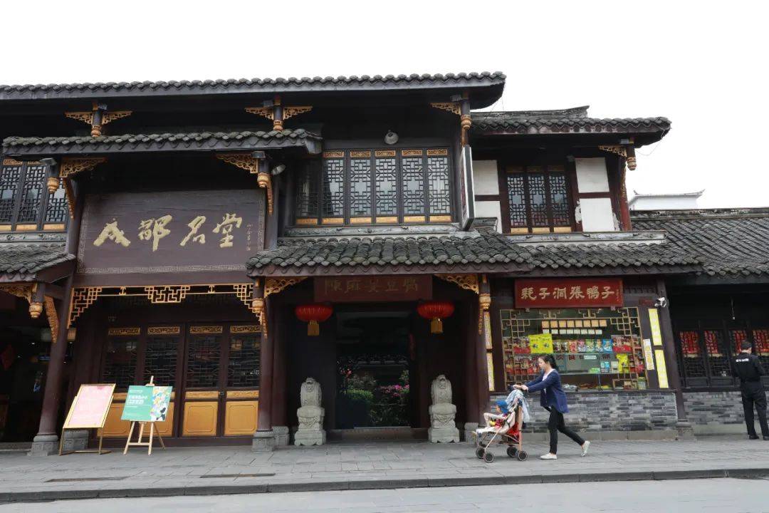 文殊坊远不只有汉服而已