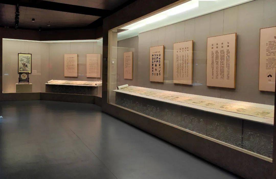 國家級非物質文化遺產東臺發繡在張家港博物館展出