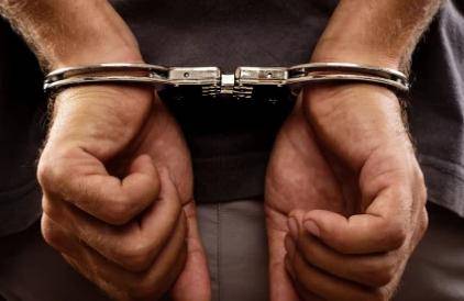 虽然赚了2块钱差价,但等来的却是一副银手镯.