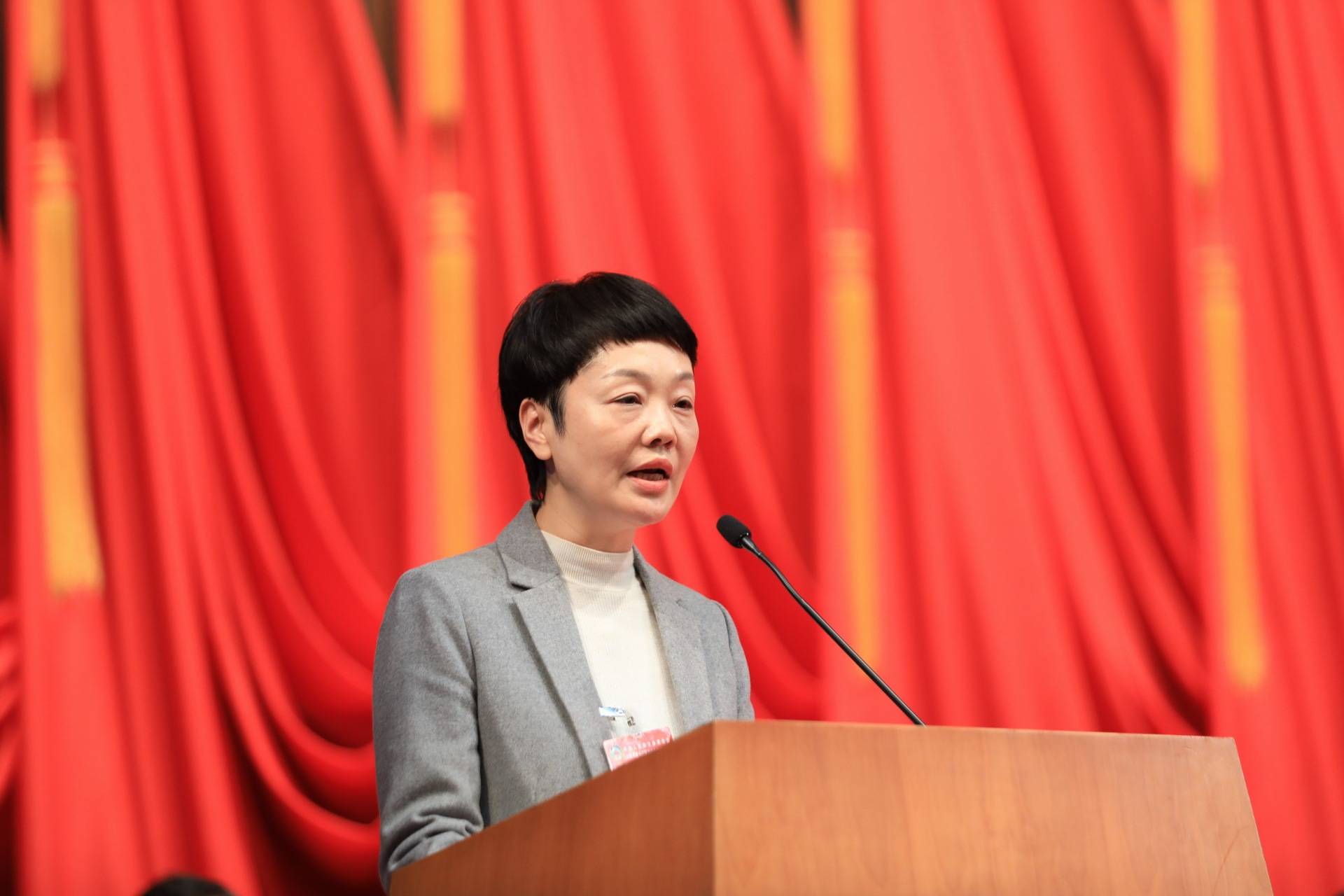 朱云委员上海医院高校实验室集聚生物医药创新相比国外差距在哪