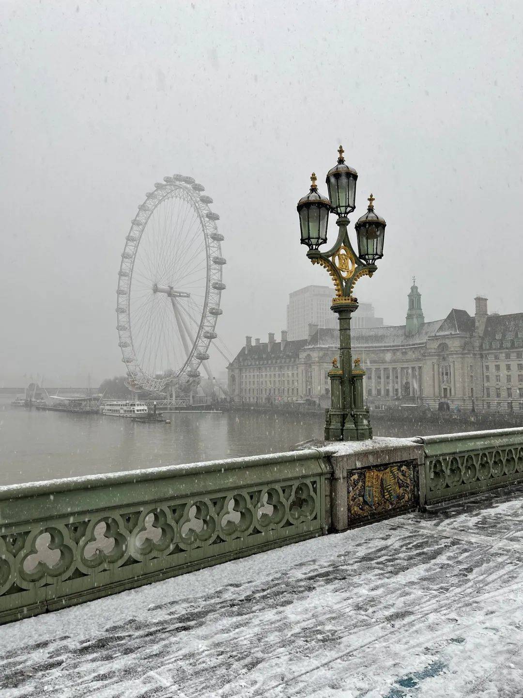 英国伦敦下雪 - 城市的冬季假期高清摄影大图-千库网