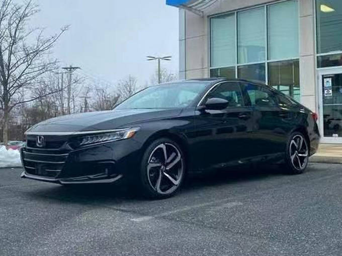 本田新款雅阁到店实拍!搭2.0t引擎/配矩阵led头灯_搜狐汽车_搜狐网