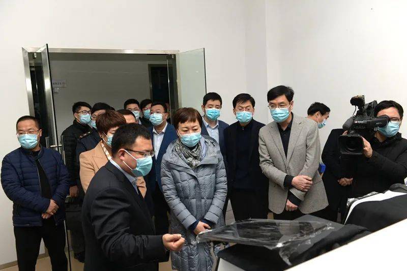 佟桂莉在督查疫情防控工作时强调:织牢无缝隙无死角疫情防控网络,坚决