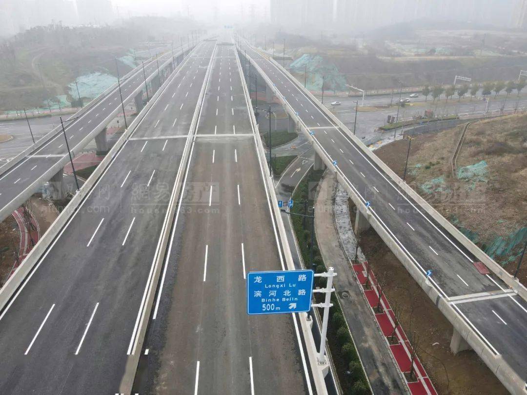 节前通车双向6车道串联建邺雨花江宁的机场二通道最新实探来了