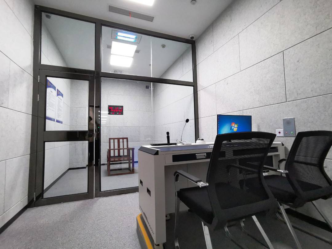 成都有个"一站式"执法办案中心无死角监控掌控嫌疑人动向