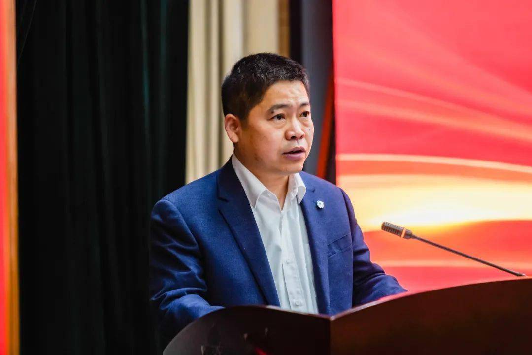 黄文俊,邓景辉,何樱,徐朝梁,程伟,戚春明,贺榜林,张小华,吴启荣,王林